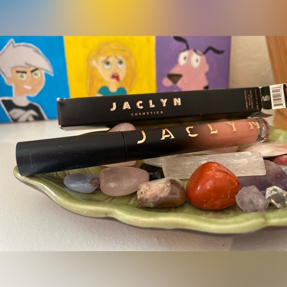 ⚡️JACLYN💋 liquid Lipstick “ Confidence” NIB - Picture 1 of 7
